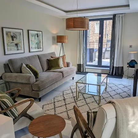 아파트 The Old Fire Station Luxury