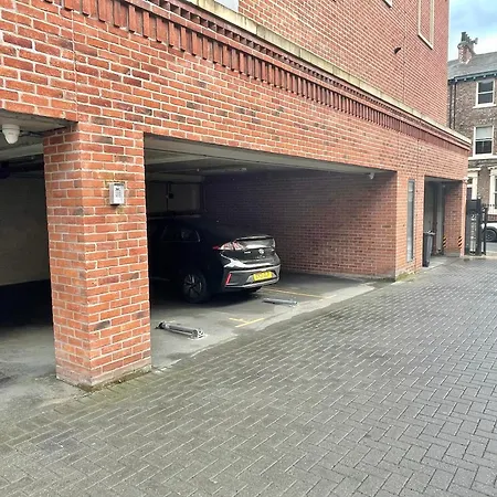 Апартаменты The Old Fire Station Luxury Йорк