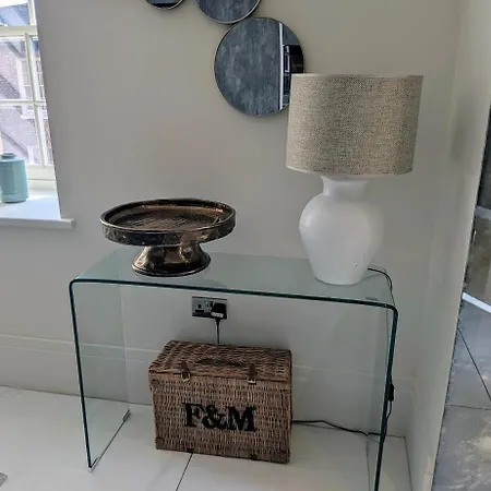 The Old Fire Station Luxury Апартаменты *